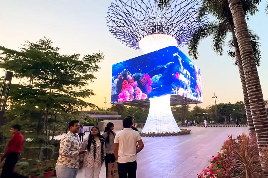 From Times Square to Select Citywalk: The Rise of 3D Anamorphic Advertising in Delhi